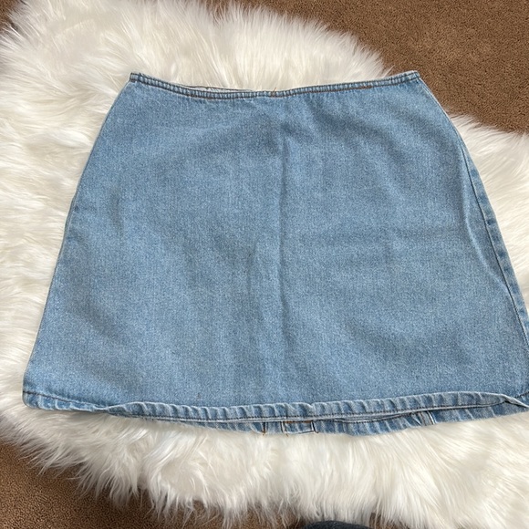Pre-owned Michael Light Denim Button Down Mini Skirt. Junior Sz 7 - Picture 2 of 6